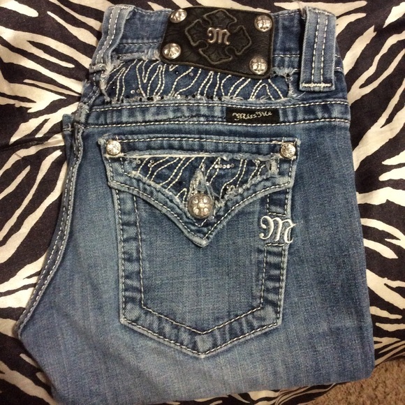 👖 Miss Me Boot cut jean 👖 - Picture 1 of 3